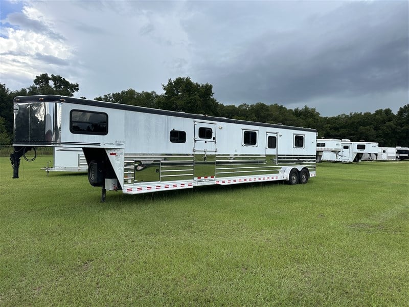 2007 Sundowner 740 4/5h head to head all aluminum