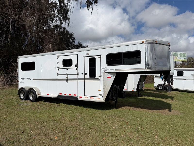 Trailer Photo 2