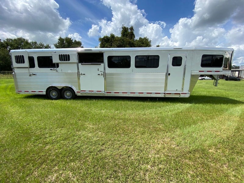 Trailer Photo 3