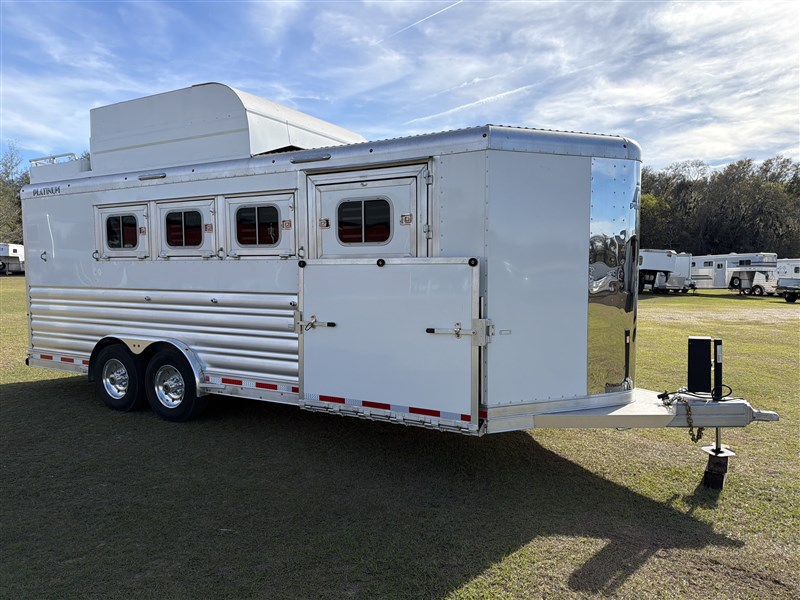 2026 Platinum Coach 4 horse bumper pull