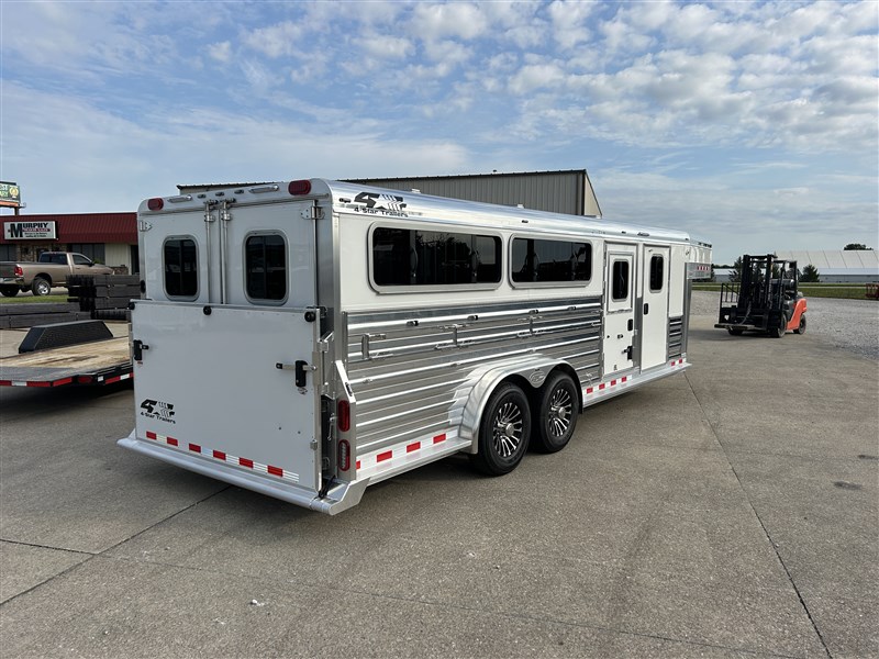 Trailer Photo 2