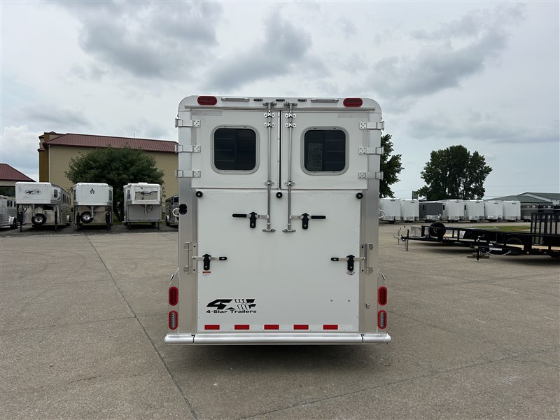 Trailer Photo 3
