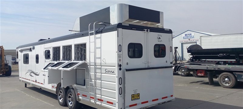 Trailer Photo 7
