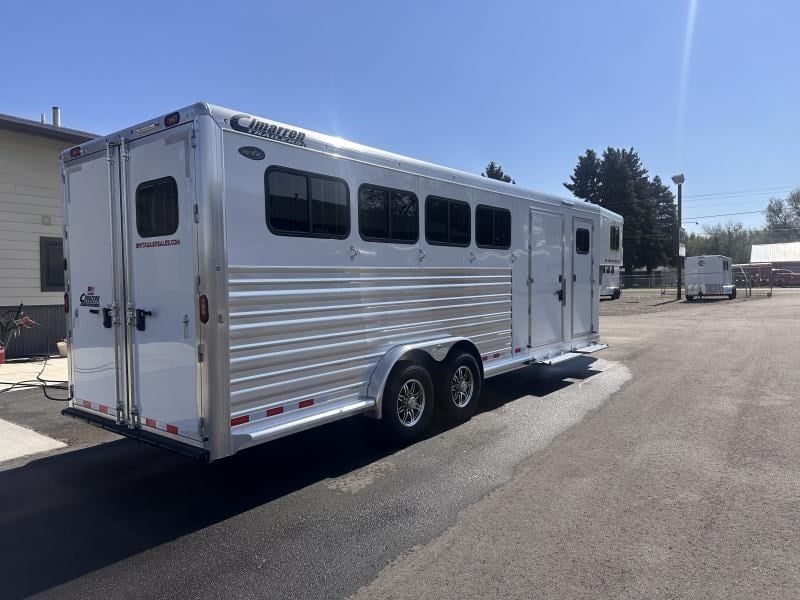 2025 Cimarron norstar 4 horse with closet tack