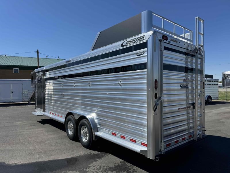 2025 Cimarron lonestar 26' stock combo w/ dual man doors