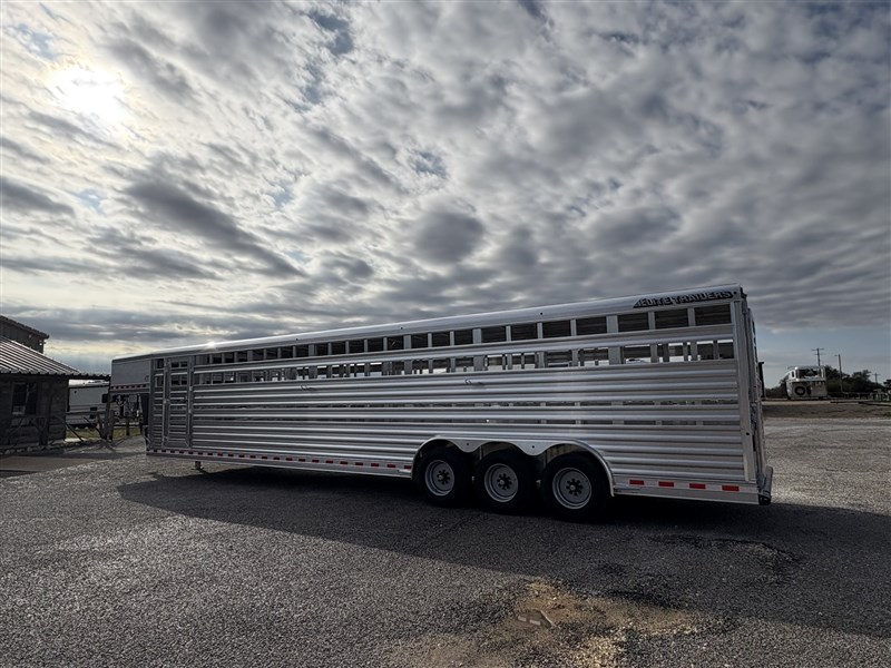Trailer Photo 9