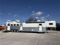 2026 5 horse Elite 5 HORSE SIDE LOAD 15' LIVING QUARTERS - DIESEL GEN