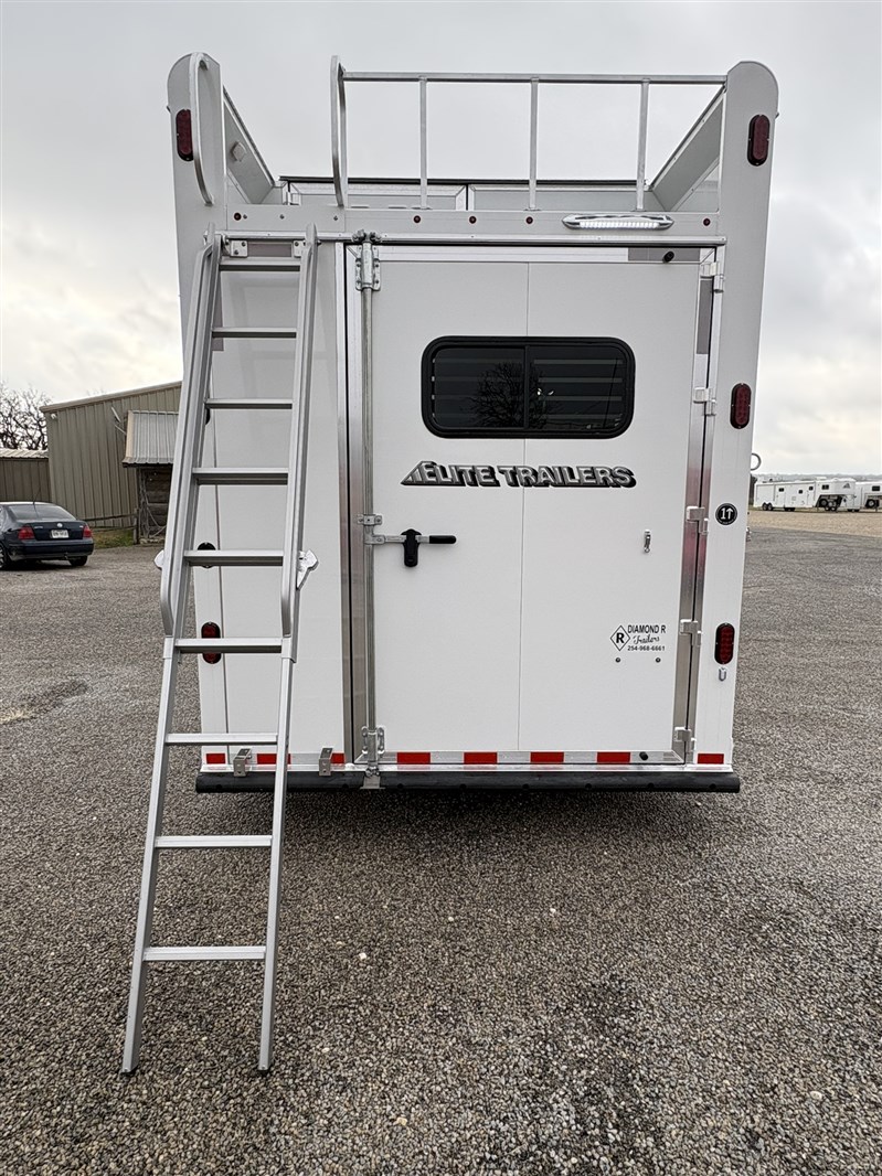 Trailer Photo 9