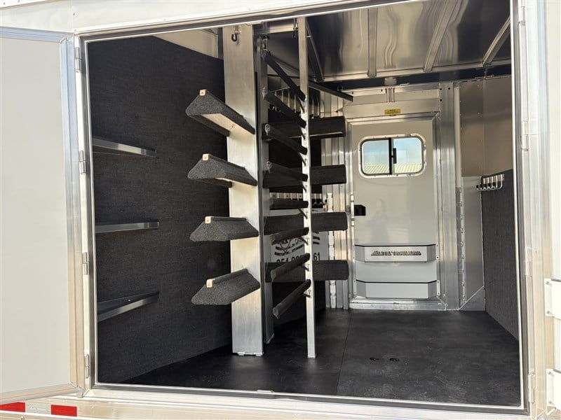 2027 Elite 9 horse trainers trailer