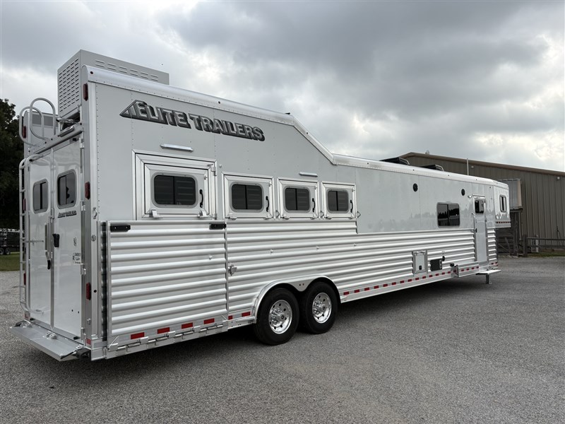 Trailer Photo 18