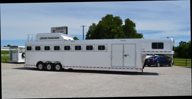 Trailer Photo 2