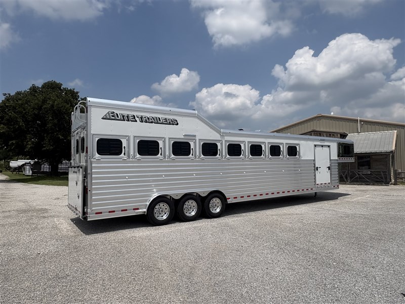 Trailer Photo 18