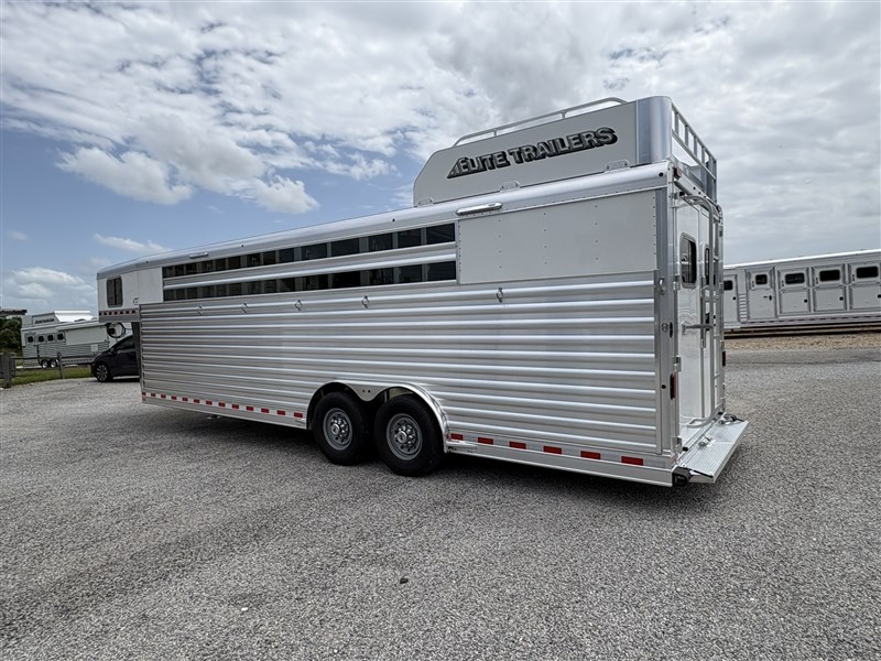 Trailer Photo 11