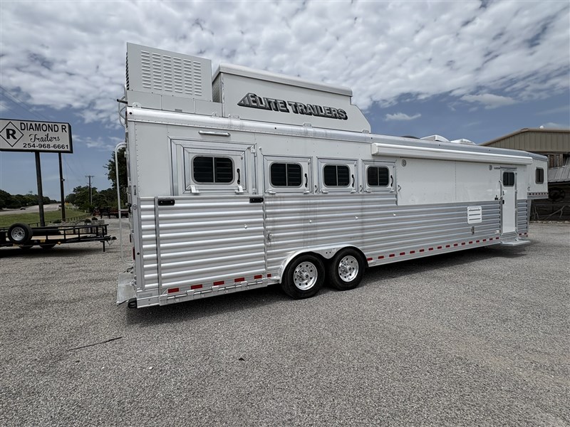 Trailer Photo 14