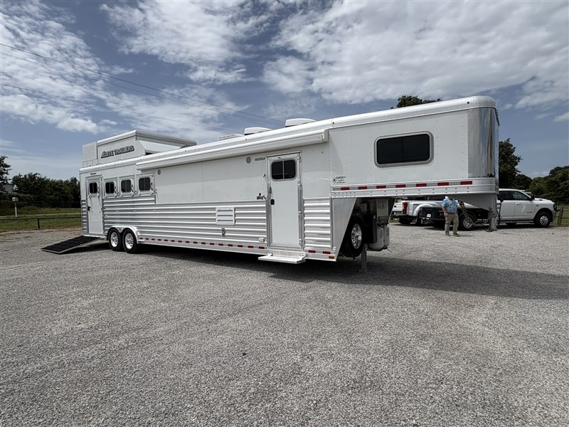 Trailer Photo 21