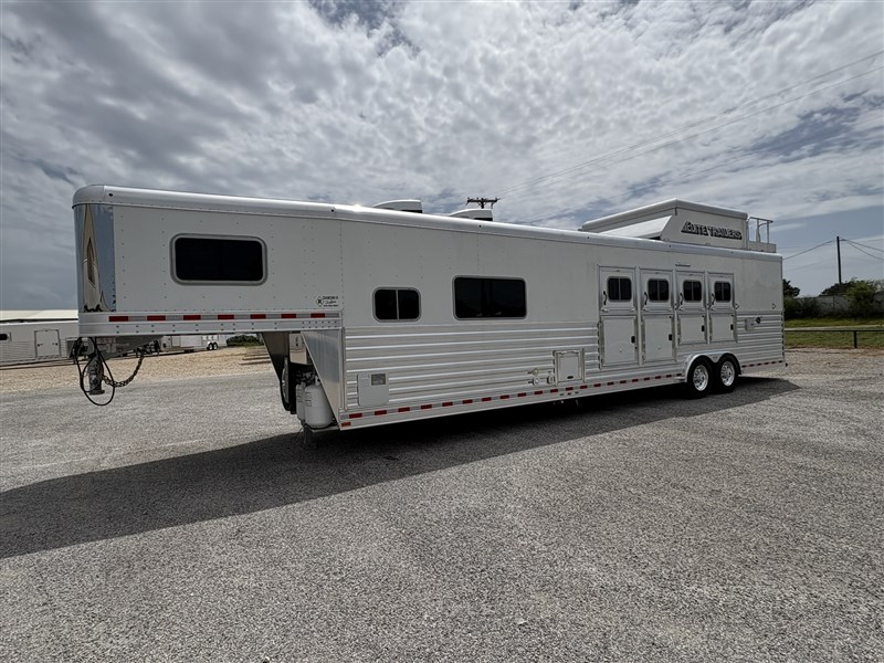 Trailer Photo 20