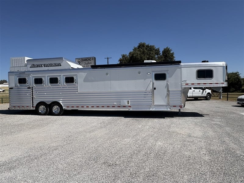 2027 Elite 4 HORSE SIDE LOAD 14'8 LQ DIESEL GENERATOR