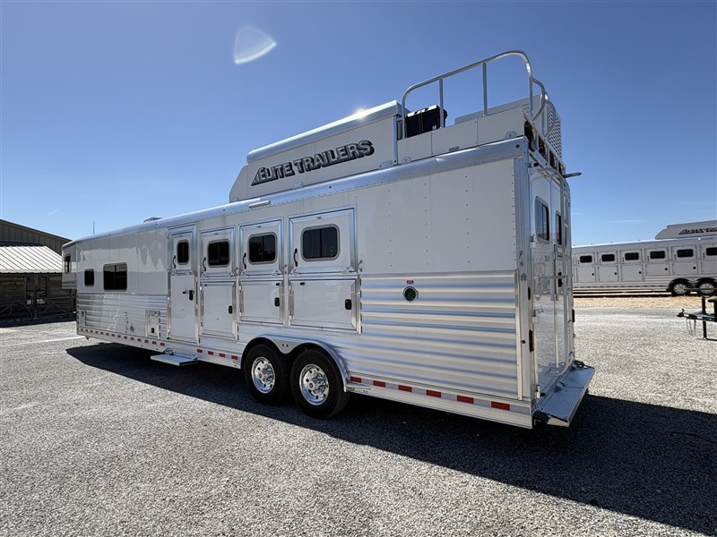 Trailer Photo 20