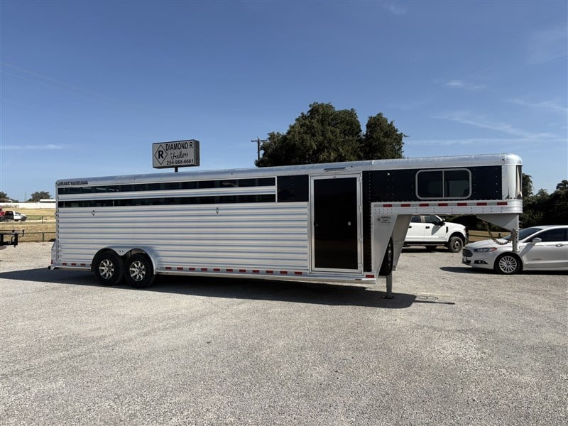 Trailer Photo 1