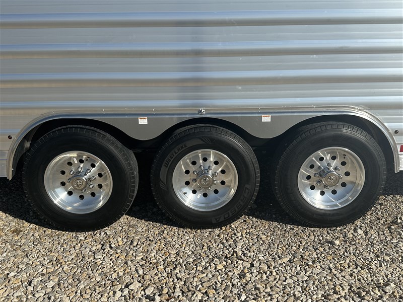 Trailer Photo 17