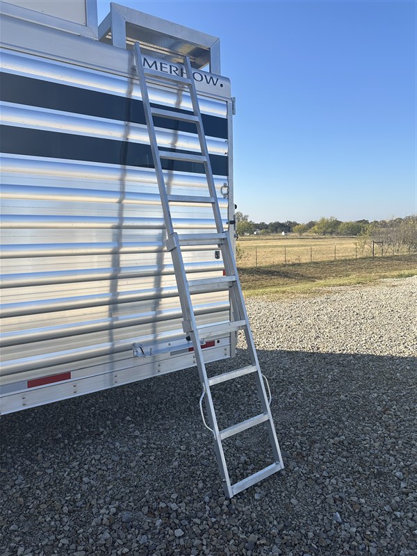 Trailer Photo 18