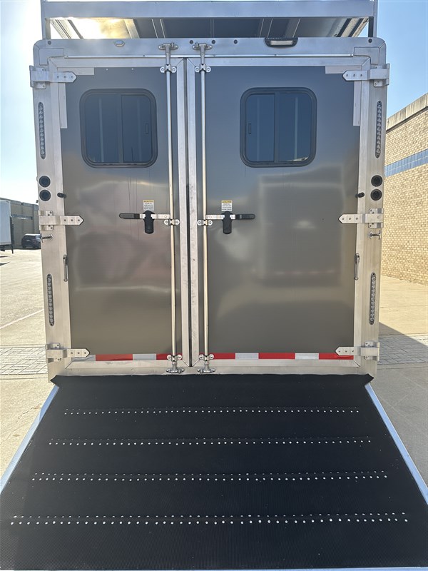 Trailer Photo 21