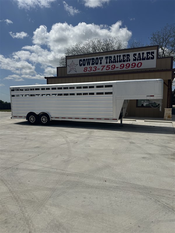 Trailer Photo 16
