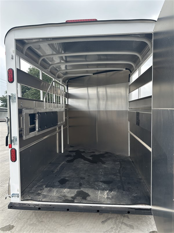 2026 Maverick 2h steel frame/aluminum skin 7'6" tall
