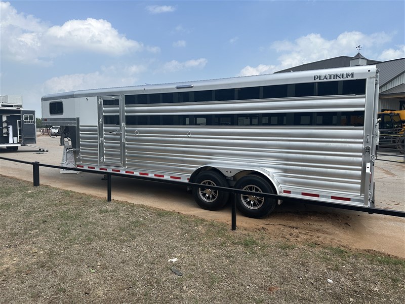 2026 Platinum Coach 23' x 7' stock combo