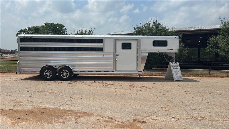 Trailer Photo 15