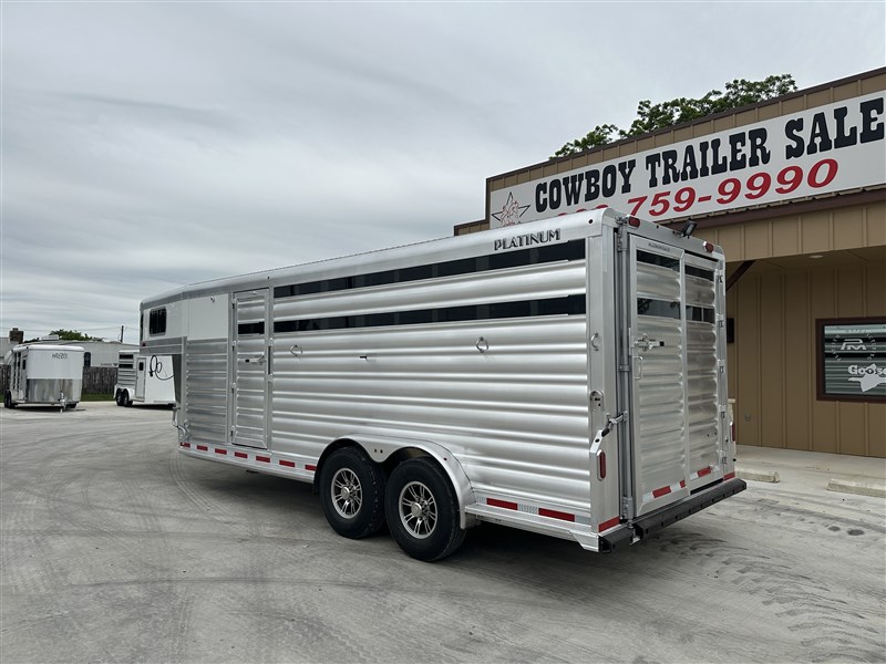 Trailer Photo 15