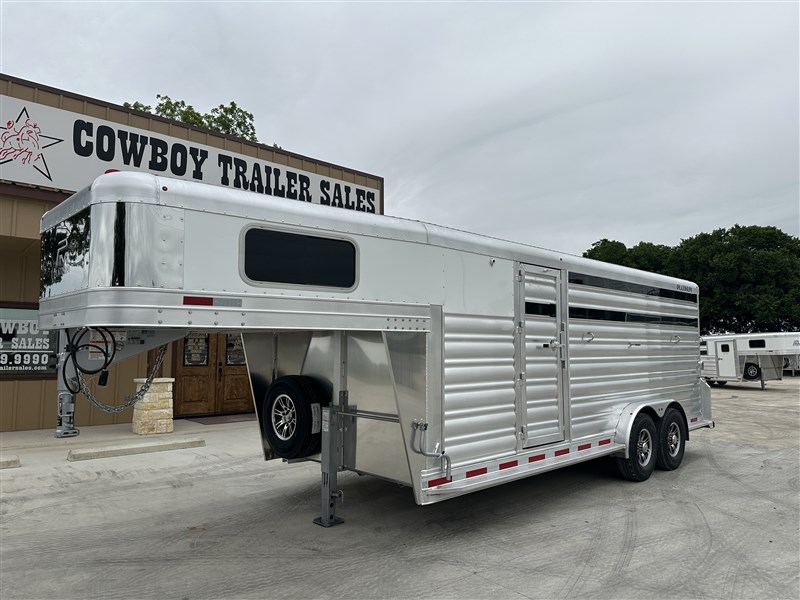 Trailer Photo 17