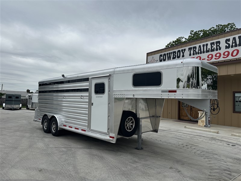 Trailer Photo 18