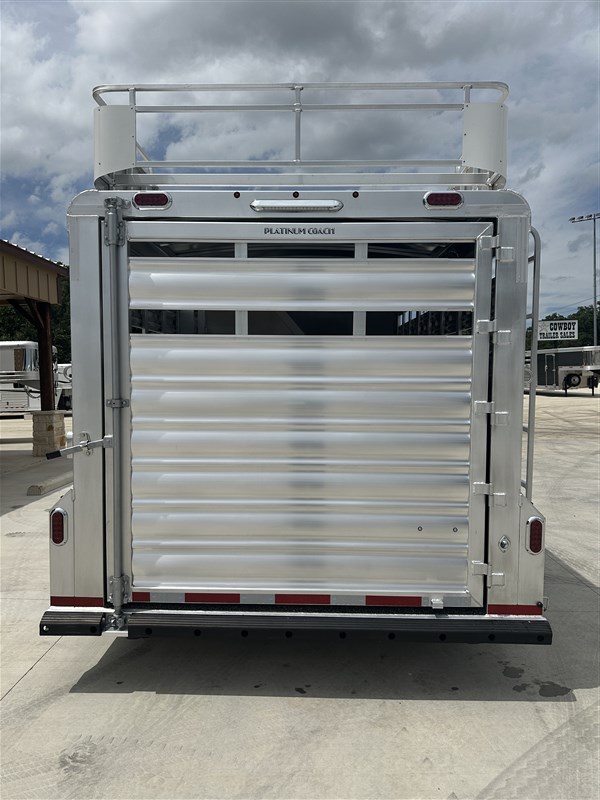 2026 Platinum Coach 4 horse stock combo