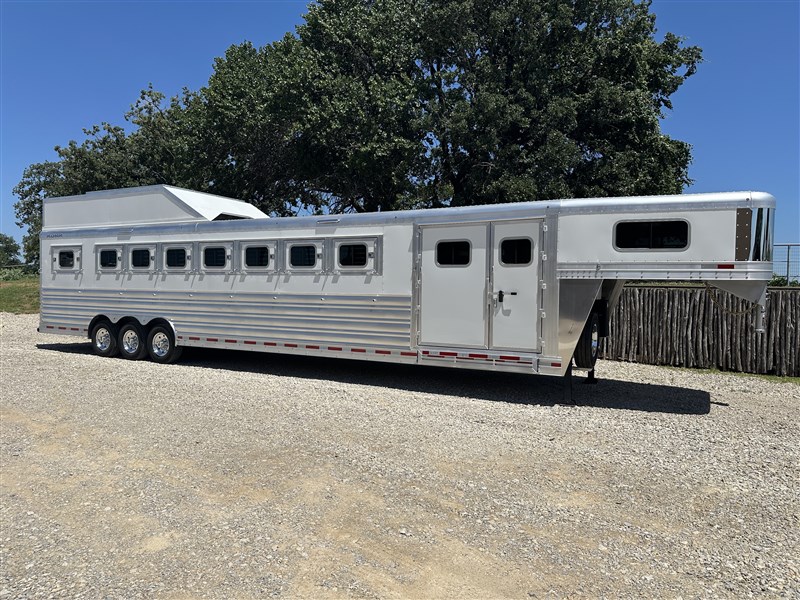 Trailer Photo 26