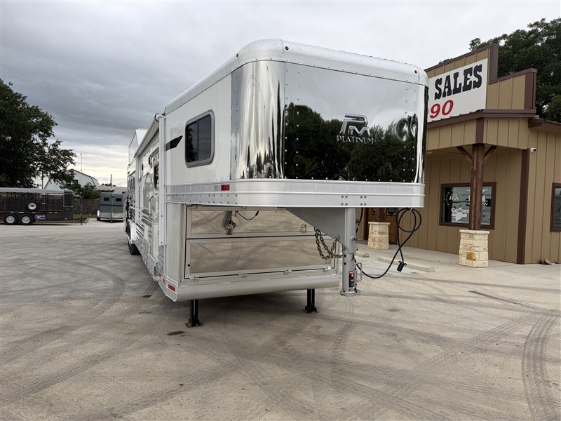 Trailer Photo 3