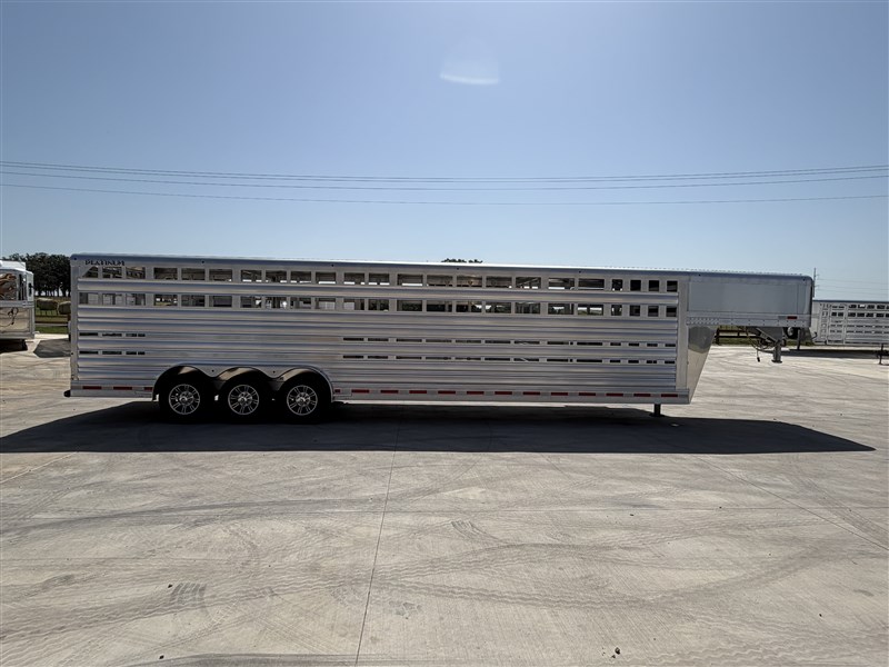 Trailer Photo 2
