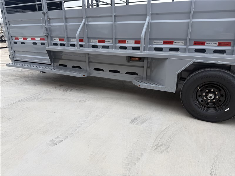 Trailer Photo 18