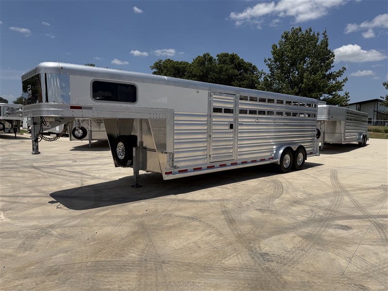 Trailer Photo 4