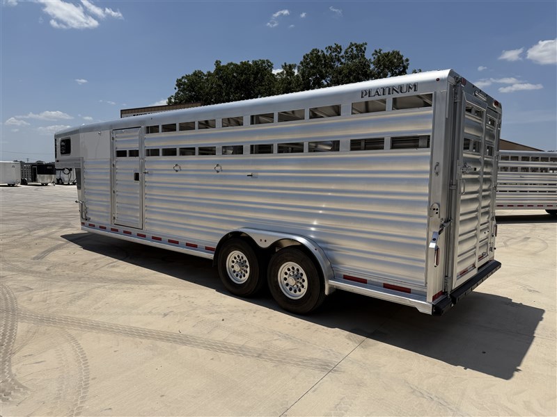 Trailer Photo 18