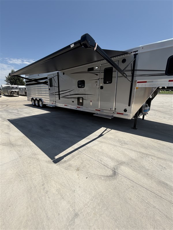 Trailer Photo 30