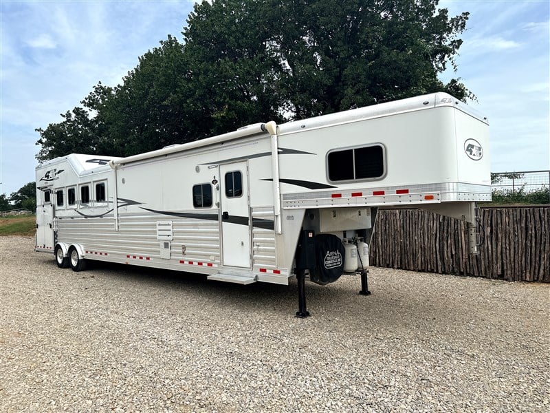 Trailer Photo 1