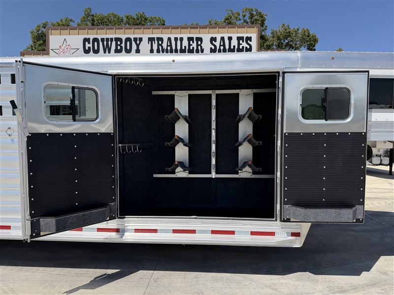 Trailer Photo 3