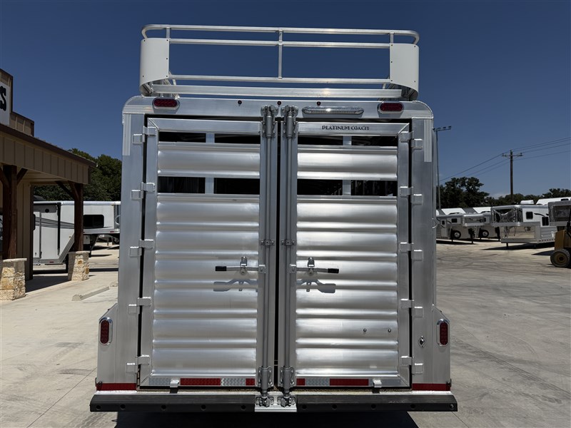 Trailer Photo 6