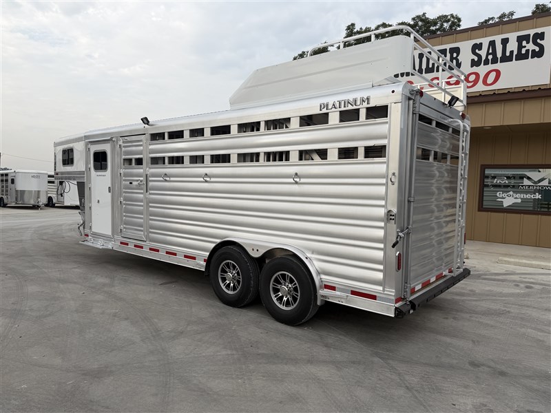 Trailer Photo 24