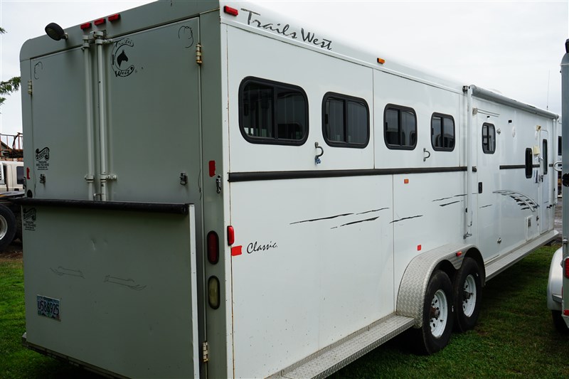 Trailer Photo 10