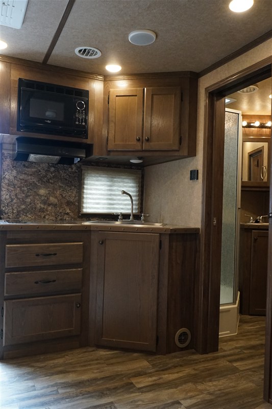 Trailer Photo 29