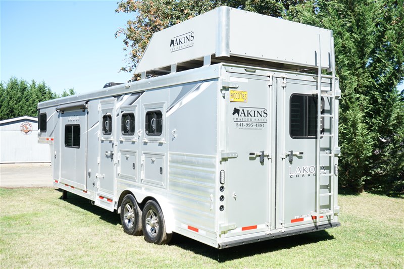 Trailer Photo 7