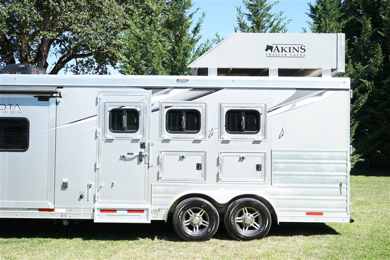 Trailer Photo 8