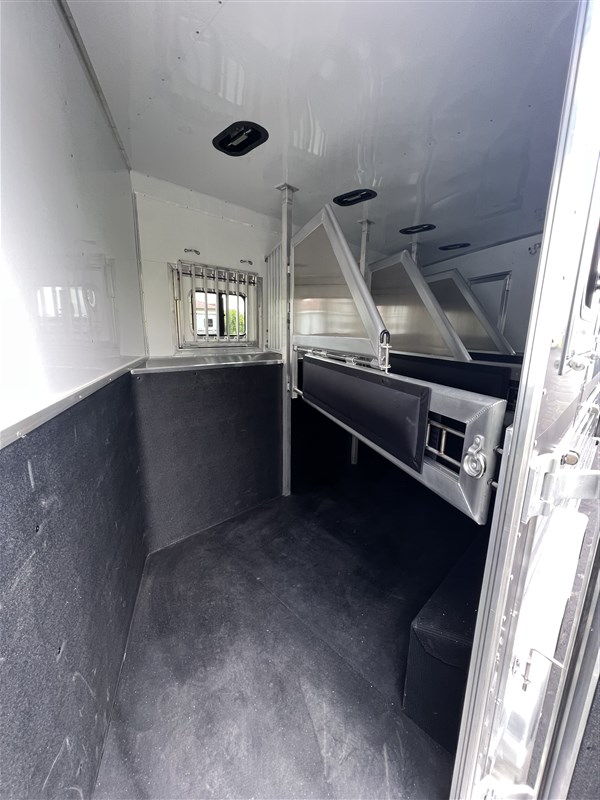2026 Lakota in8415sr rsl